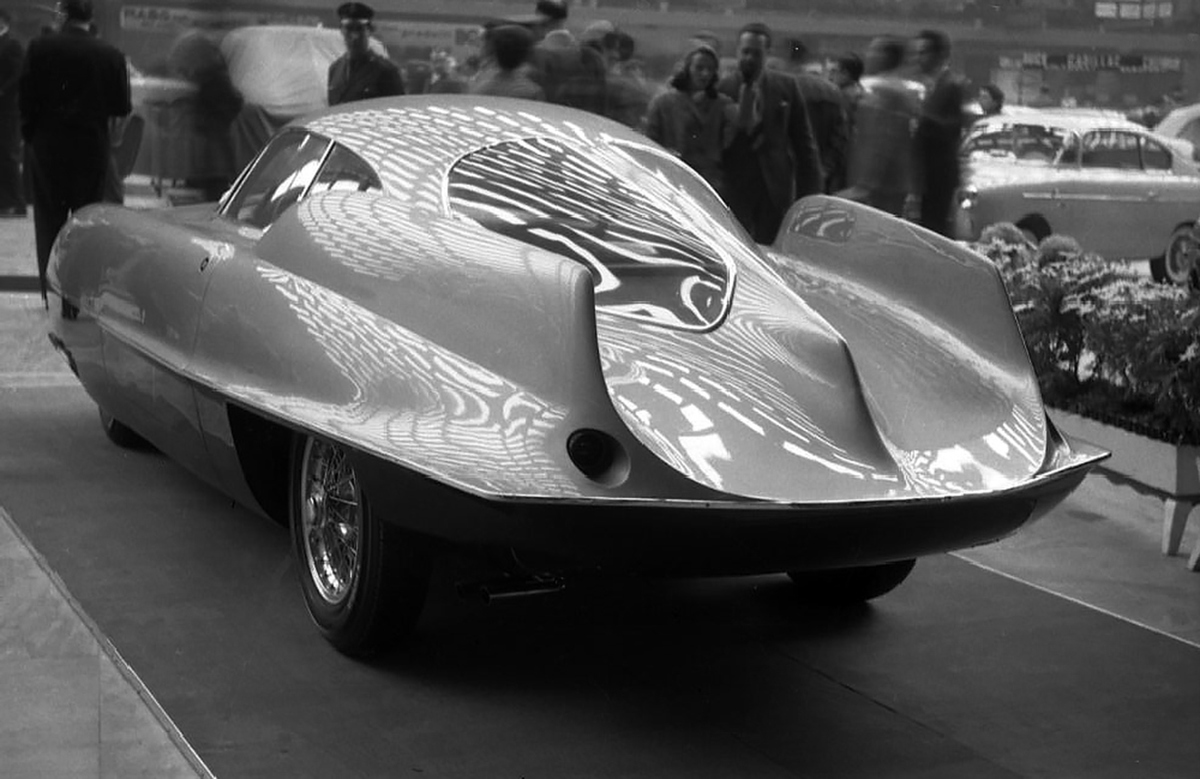 Period photo of the Alfa Romeo B.A.T. 9 offered at Sotheby’s Contemporary Art Evening Auction 2020 on display